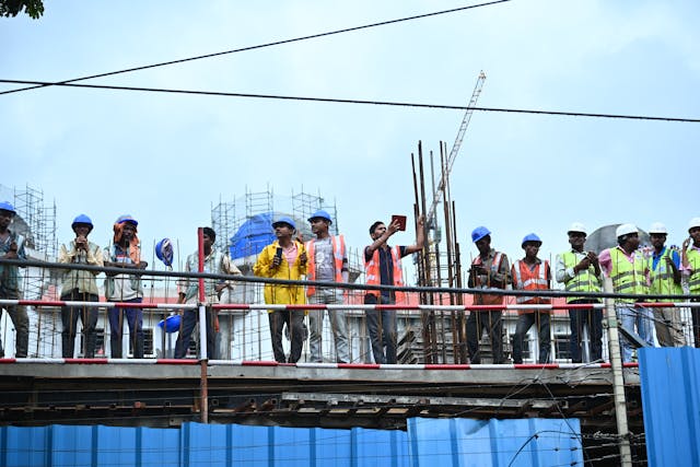 raza construction